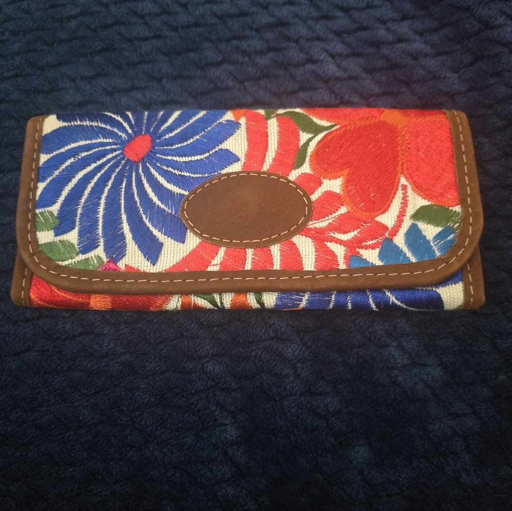 Floral Embroidered Wallet With Brown Trim Never Use